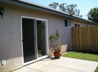 107 Ellis Ln #B, Fallbrook, CA 92028