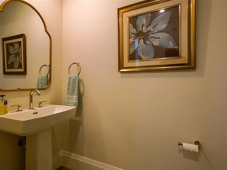2910 W Barcelona St #604 — Photo 28