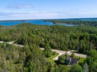 94 W Kromiller Rd, Cedarville, MI 49719