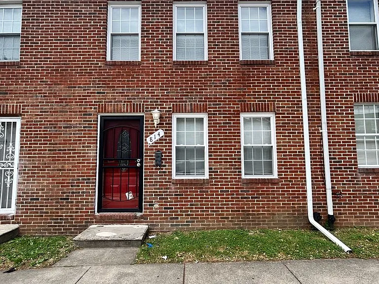 814 N Central Ave — Photo 1