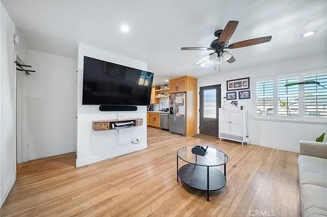 11405 Elmcroft Ave — Photo 3