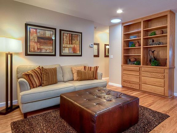 4th image of 6396 Tamalpais Ave