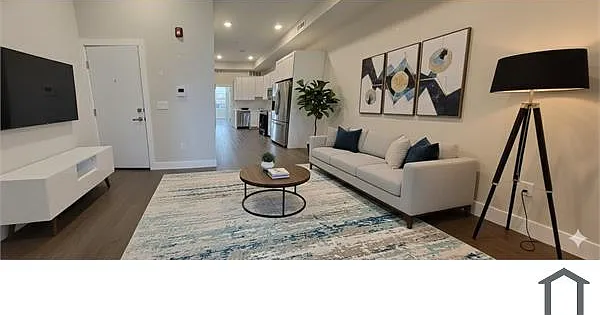 2 bed, $1,600 — Photo 3