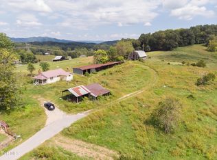 2710 Jearoldstown Rd, Chuckey, TN 37641