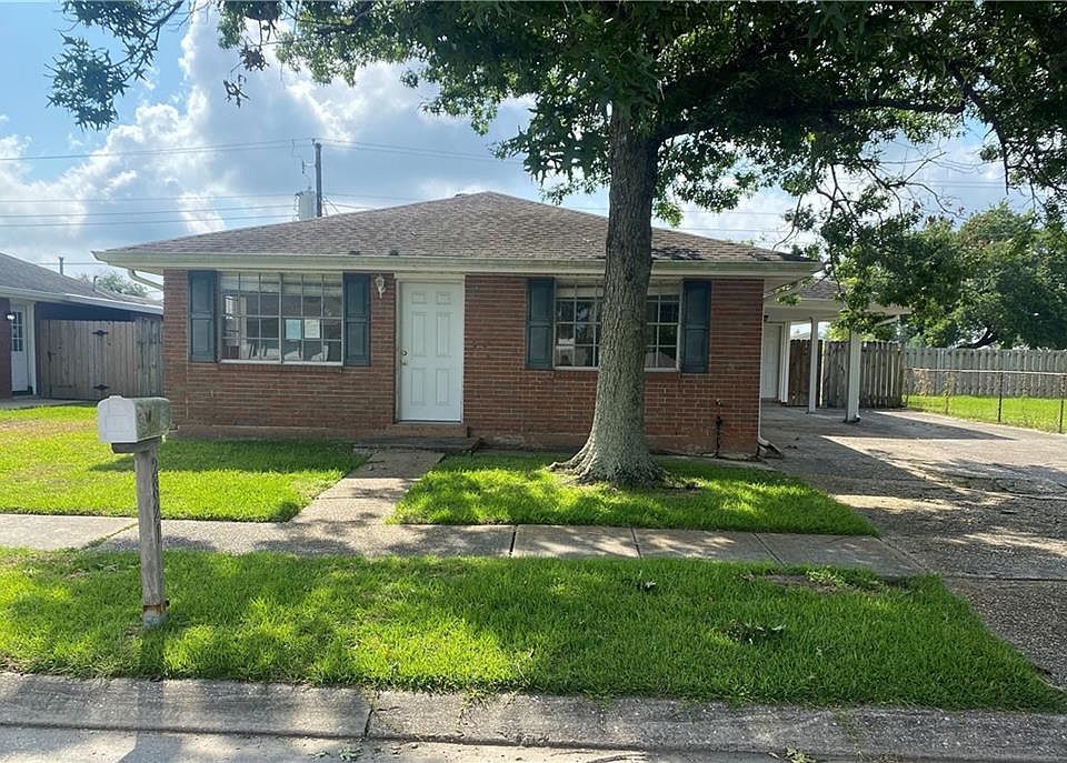 2821 Veronica Dr, Chalmette, LA 70043 | Zillow