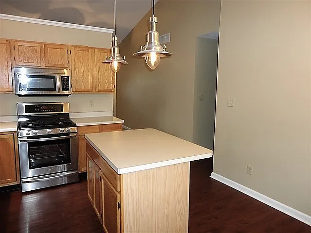 11277 Boston Way — Photo 3