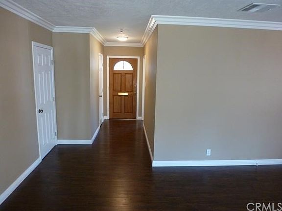 4th image of 5708 Snowden Ave