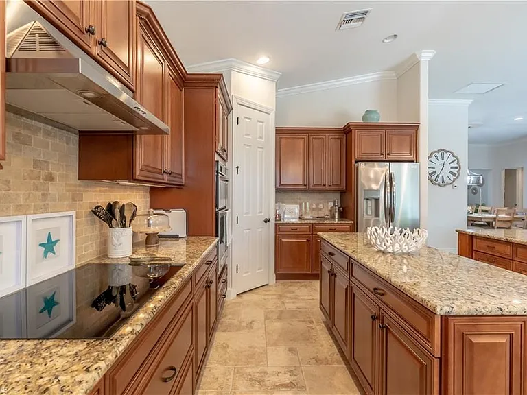 9332 Fieldstone Ln — Photo 14