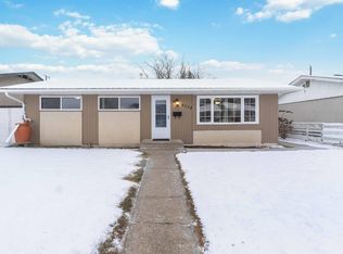 8114 160th St NW, Edmonton, AB T5R 2H1