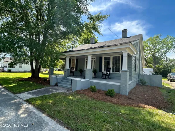 319 W Grubb Street, Hertford, NC 27944