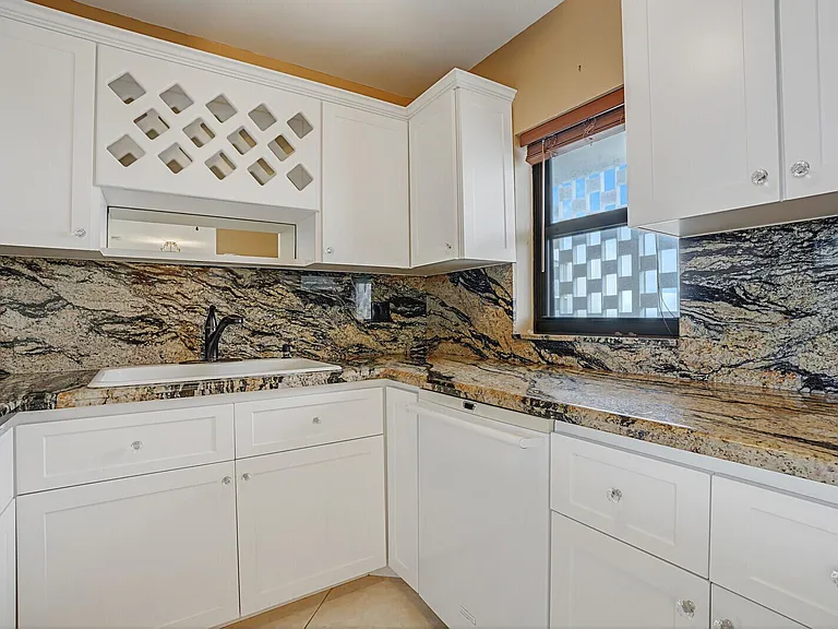 336 Golfview Rd #1115 — Photo 15
