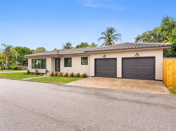 801 S Palmway, Lake Worth, FL 33460