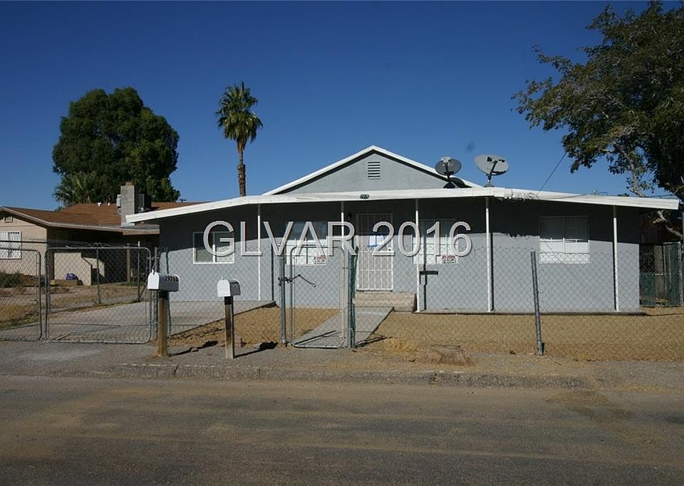 1st image of 2976 Olive St APT A