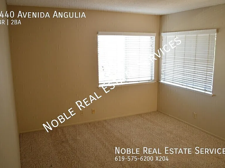 8440 Avenida Angulia — Photo 9