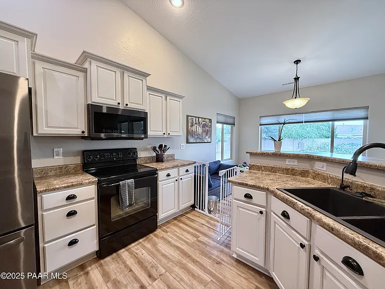 6622 E Farmstead Rd — Photo 13