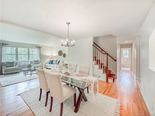 7 Hawthorne Lane #7, East Lyme, CT 06357