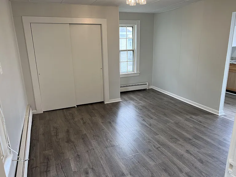 71 Pleasant St #4 — Photo 4