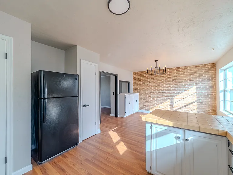 3326 Rock Creek Way — Photo 6
