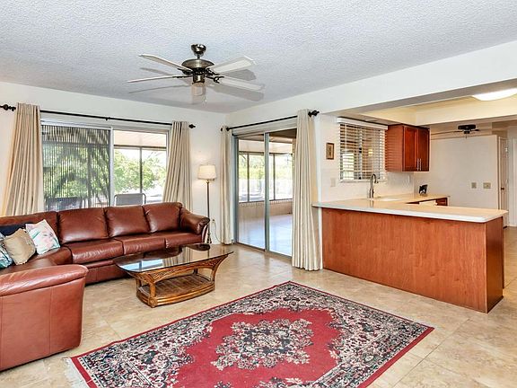 4th image of 12611 W Crystal Lake Dr