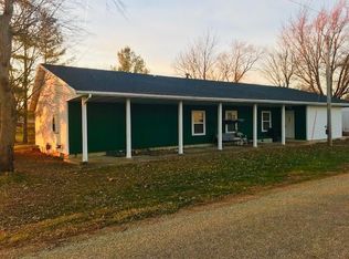 14219 Hill Rd, Humboldt, IL 61931