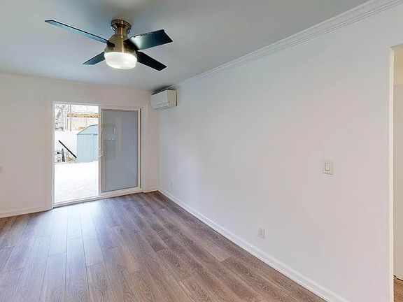 2nd image of 1053 E 222nd St #1