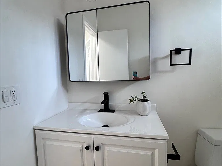 2615 Curtis Ave #B — Photo 16