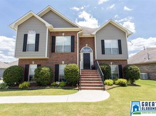 123 Heather Ln, Pelham, AL 35124