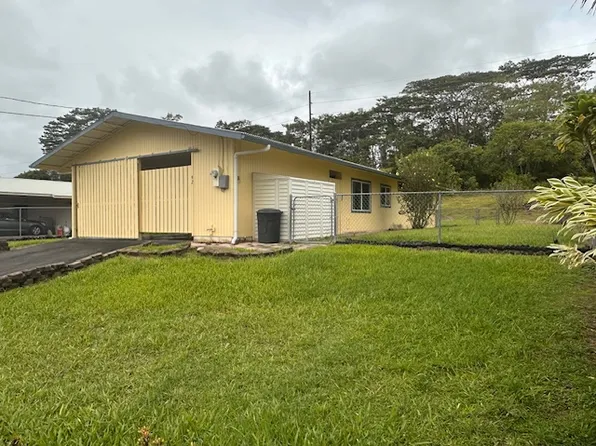92 Uhaloa Pl, Hilo, HI 96720