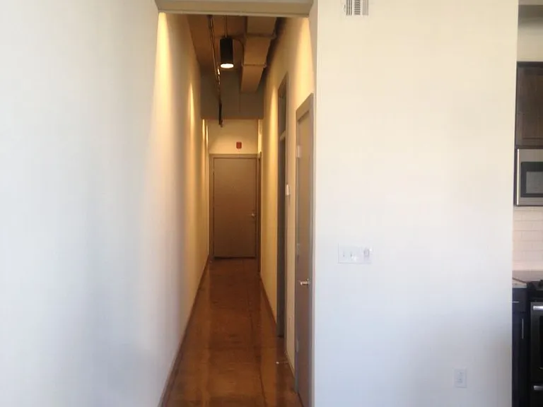 River Lofts West — Photo 20