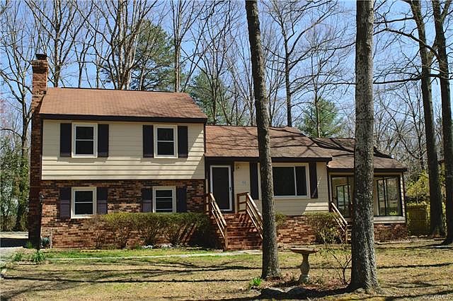 1st image of 311 Pocono Dr