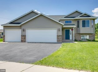1637 Quail Dr, Saint Cloud, MN 56303