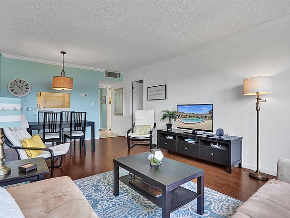 3rd image of 3406 NW 49th Ave APT 508