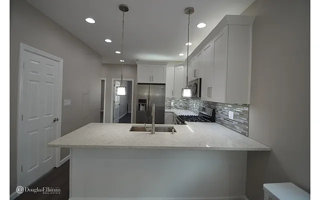 Rented by Douglas Elliman | media 76