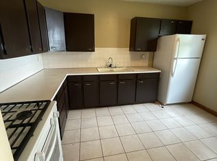 7048 Paxton Rd, Youngstown, OH 44512