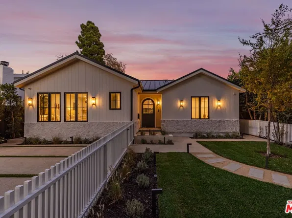 308 N Bowling Green Way, Los Angeles, CA 90049