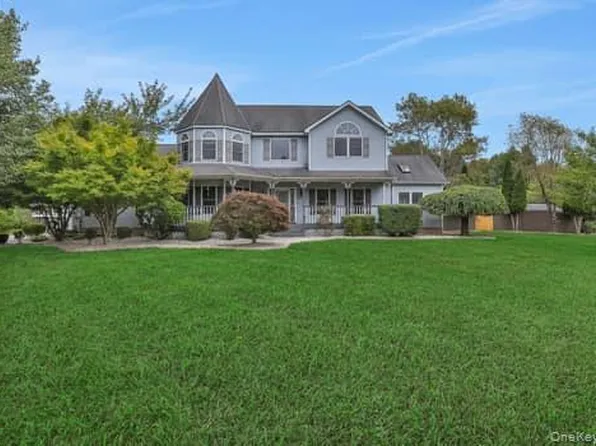 36 Abraham Drive, Montgomery, NY 12549