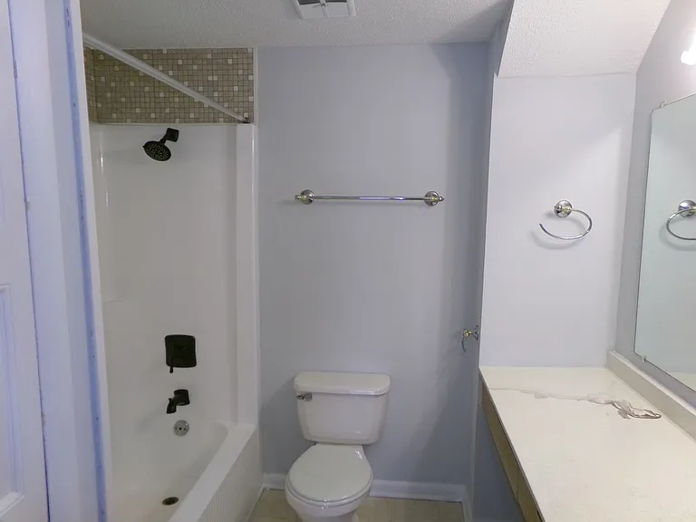 218 Lamplighter Cir — Photo 13