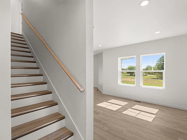 801 Fountain Blvd #A — Photo 2