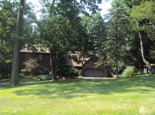 77 McBride Rd, Canonsburg, PA 15317
