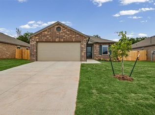 3880 Ada Ave, Harrah, OK 73045