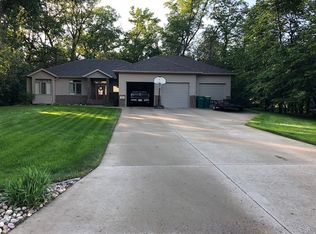 406 Maust Way, Horace, ND 58047
