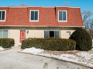 708 E 72nd Ave, Merrillville, IN 46410