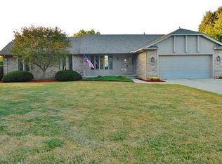 3787 Curtice Rd, Northwood, OH 43619