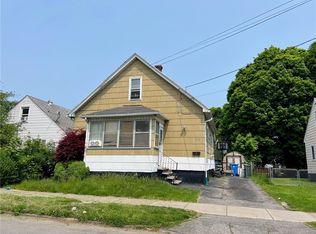 44 Gray St, Rochester, NY 14609