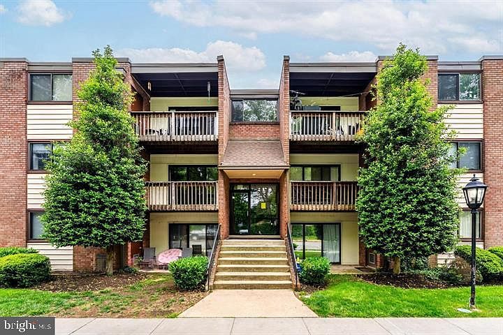 1st image of 10723 W West Dr #303