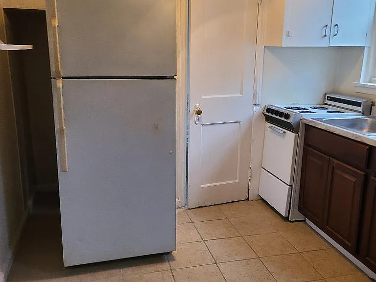 7911 Cottage St #D — Photo 7