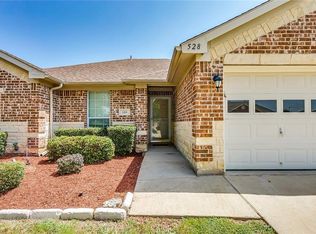 528 Bretts Way, Burleson, TX 76028