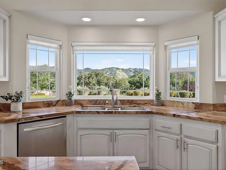 10995 Alto Ct — Photo 14