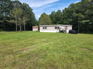 426 Flatwoods Rd, Shady Spring, WV 25918