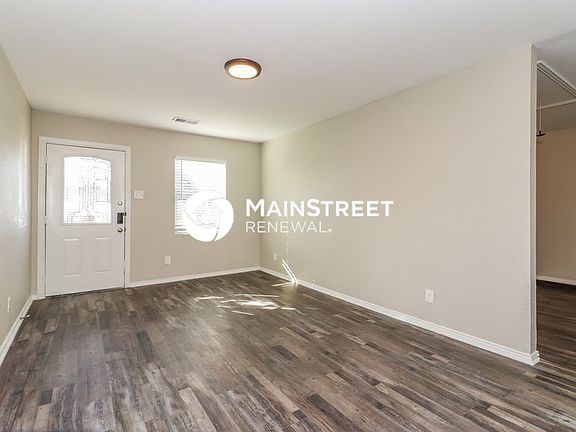 2nd image of 106 Fannin Dr